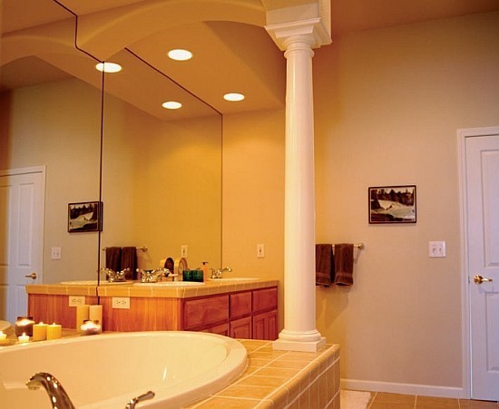 Round interior decorative wood column in bathroom